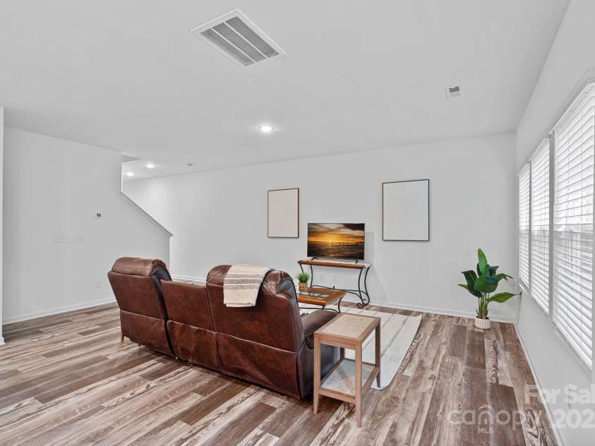 724 Kelly Street, Statesville, NC 28677.  MLS# CAR4273857, YatesRealty ID 28162. 