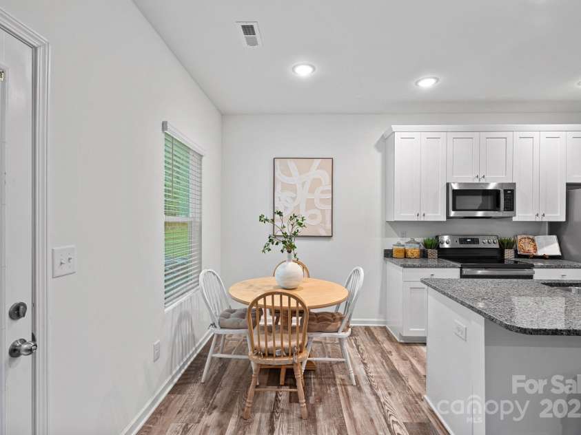 724 Kelly Street, Statesville, NC 28677.  MLS# CAR4273857, YatesRealty ID 28162. 