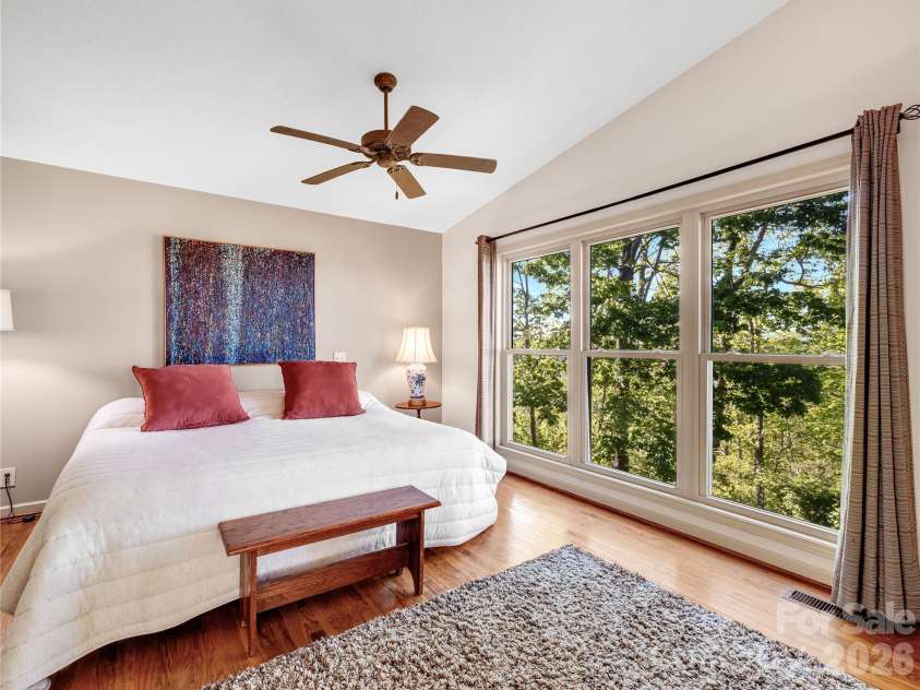 405 Glen Echo Circle, Saluda, NC 28773.  MLS# CAR4354102, YatesRealty ID 28163. 
