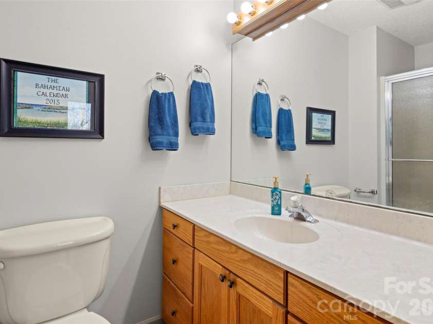 405 Glen Echo Circle, Saluda, NC 28773.  MLS# CAR4354102, YatesRealty ID 28163. 