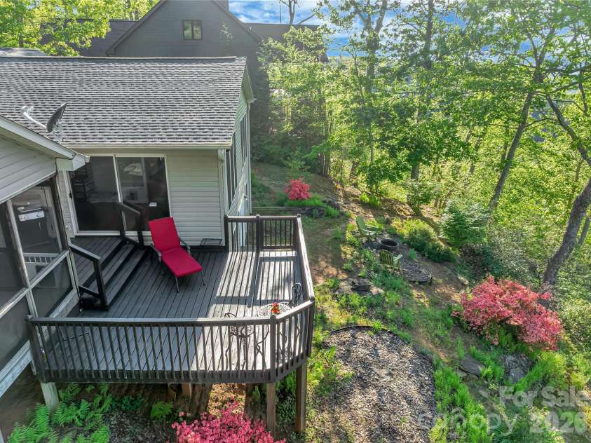 405 Glen Echo Circle, Saluda, NC 28773.  MLS# CAR4354102, YatesRealty ID 28163. 