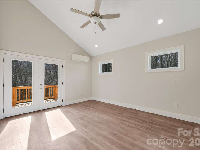 22 Ben Lippen Road, Asheville, NC 28806.  MLS# CAR4360526, YatesRealty ID 28164. 