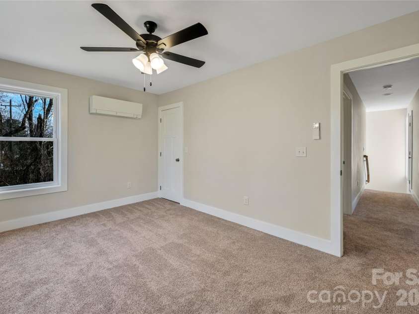 22 Ben Lippen Road, Asheville, NC 28806.  MLS# CAR4360526, YatesRealty ID 28164. 