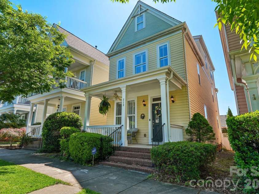 283 Bridges Farm Road, Mooresville, NC 28115.  MLS# CAR4365853, YatesRealty ID 28165. 