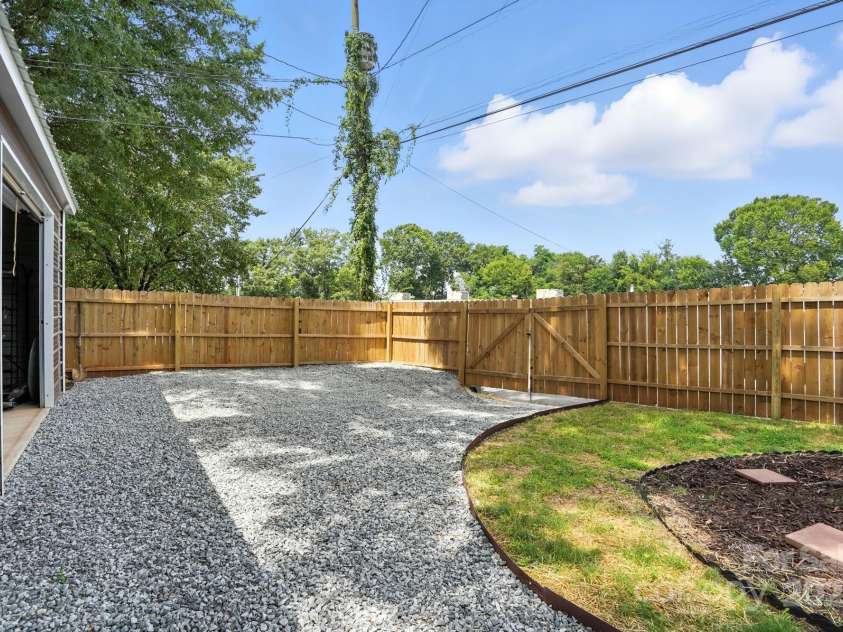 347 Magnolia Street, Concord, NC 28025.  MLS# CAR4284531, YatesRealty ID 28165. 