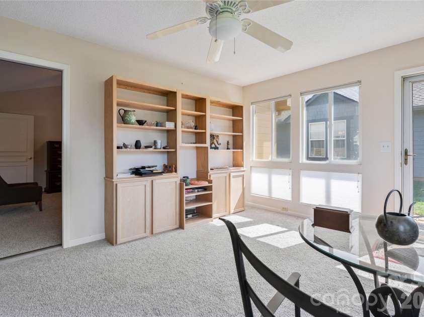 47 Barn Owl Way, Hendersonville, NC 28792.  MLS# CAR4367835, YatesRealty ID 28166. Sunroom