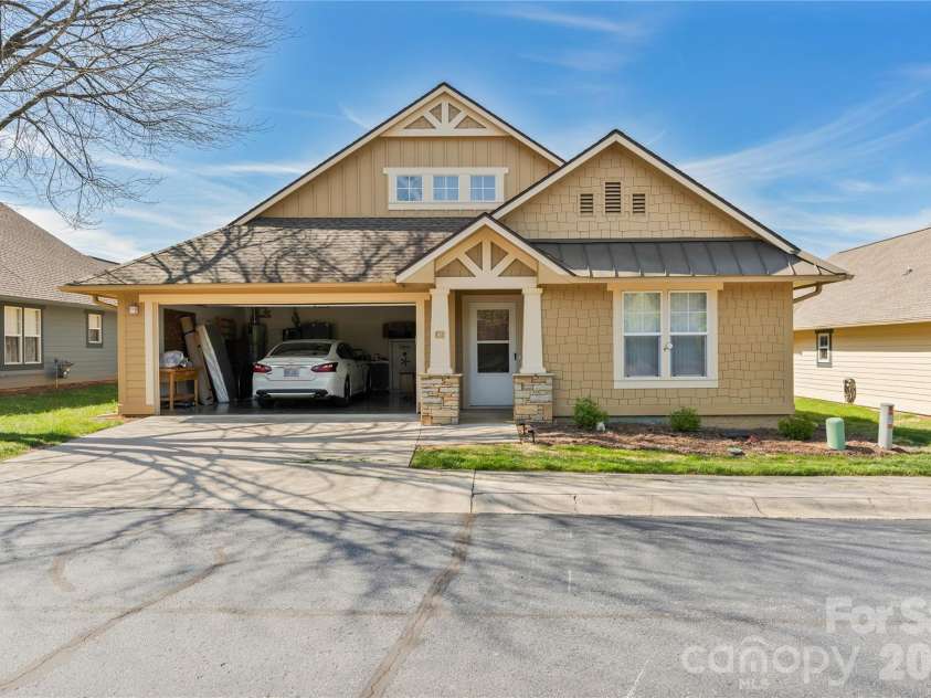 47 Barn Owl Way, Hendersonville, NC 28792.  MLS# CAR4367835, YatesRealty ID 28166. The doors are open for you