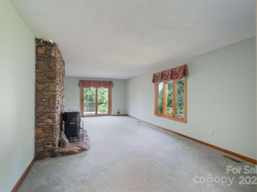 201 Fleming Drive, Rutherfordton, NC 28139.  MLS# CAR4283287, YatesRealty ID 28167. 