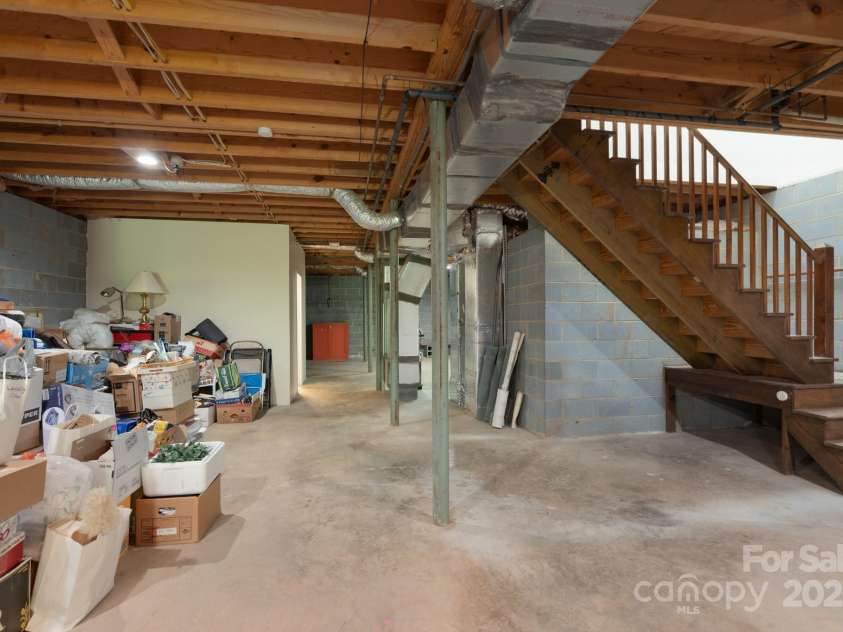 201 Fleming Drive, Rutherfordton, NC 28139.  MLS# CAR4283287, YatesRealty ID 28167. 