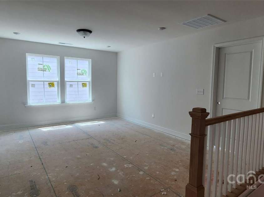 638 Amberjack Place, York, SC 29745.  MLS# CAR4276603, YatesRealty ID 28168. Loft