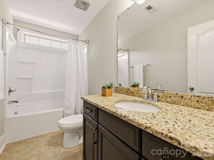 9311 Scorpio Lane, Mint Hill, NC 28227.  MLS# CAR4418915, YatesRealty ID 28169. Full Bathroom