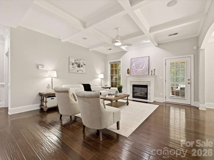 9311 Scorpio Lane, Mint Hill, NC 28227.  MLS# CAR4418915, YatesRealty ID 28169. Great Room