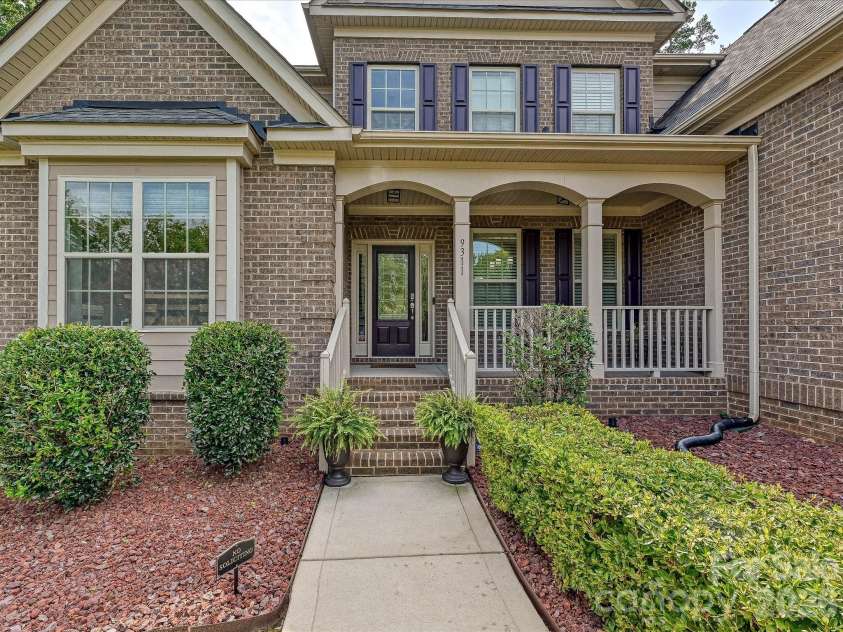9311 Scorpio Lane, Mint Hill, NC 28227.  MLS# CAR4418915, YatesRealty ID 28169. Welcome!