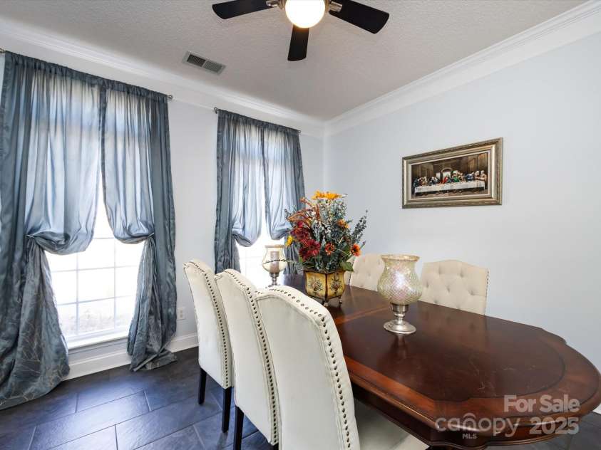 13807 Queenswater Lane, Charlotte, NC 28273.  MLS# CAR4225461, YatesRealty ID 2817. 