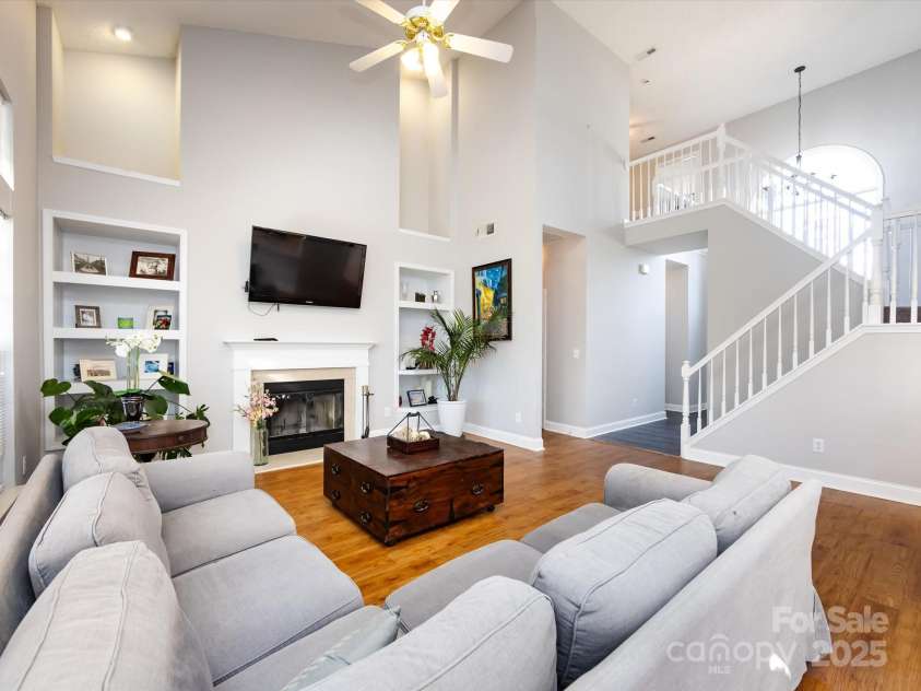 13807 Queenswater Lane, Charlotte, NC 28273.  MLS# CAR4225461, YatesRealty ID 2817. 