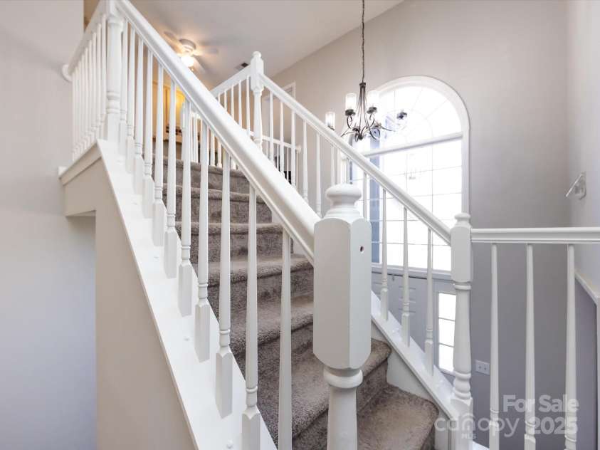 13807 Queenswater Lane, Charlotte, NC 28273.  MLS# CAR4225461, YatesRealty ID 2817. 