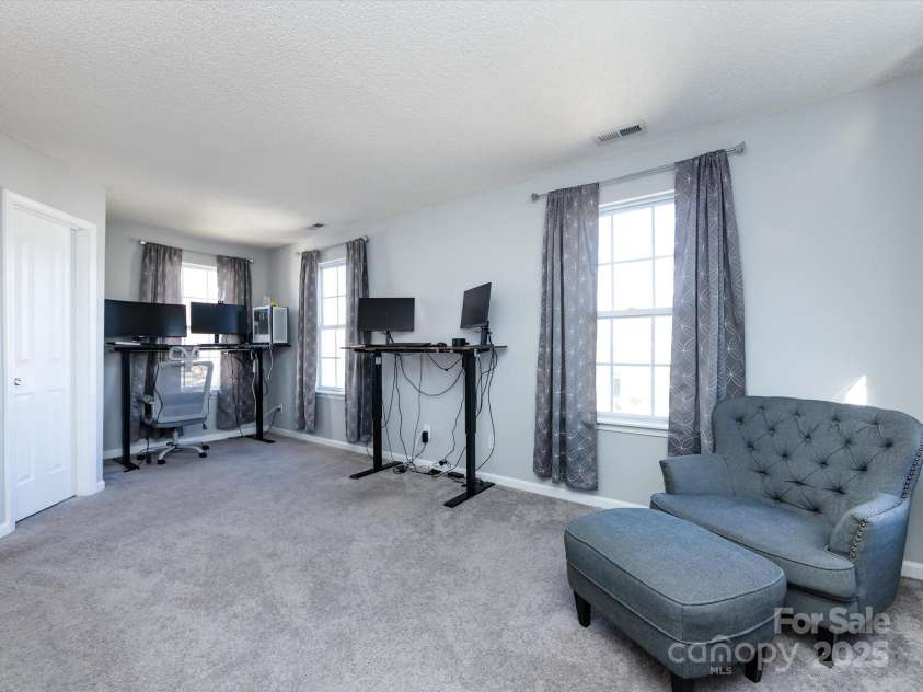 13807 Queenswater Lane, Charlotte, NC 28273.  MLS# CAR4225461, YatesRealty ID 2817. 