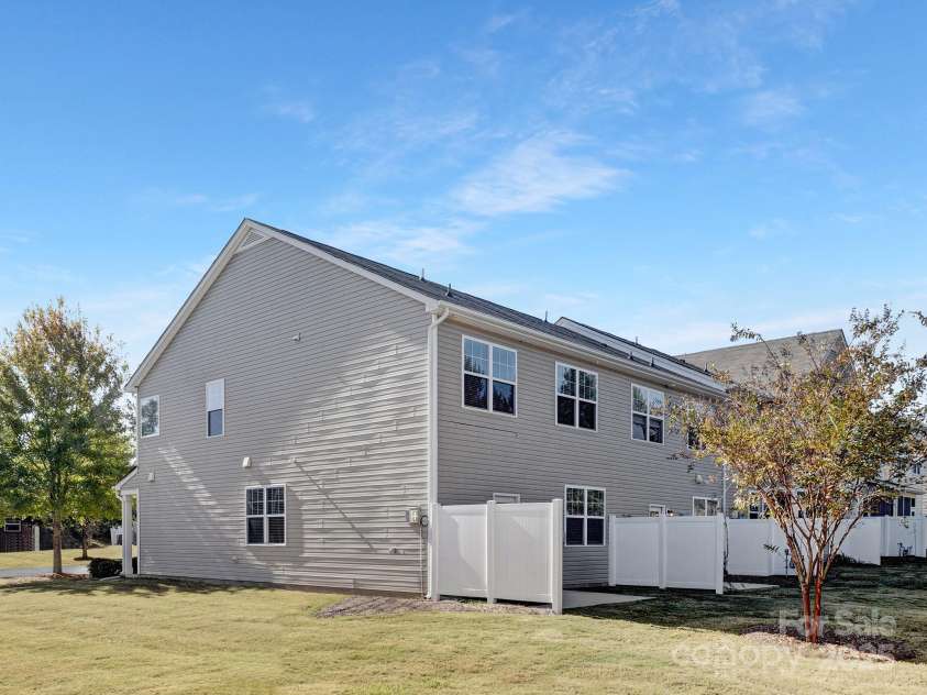 3230 Yarmouth Lane, Gastonia, NC 28056.  MLS# CAR4329114, YatesRealty ID 2817. 