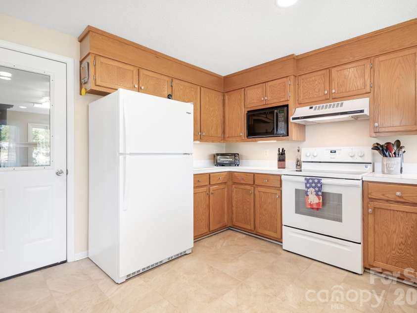 8293 Luckey Point Road, Denver, NC 28037.  MLS# CAR4303572, YatesRealty ID 2817. 