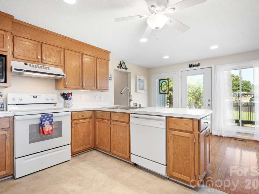 8293 Luckey Point Road, Denver, NC 28037.  MLS# CAR4303572, YatesRealty ID 2817. 