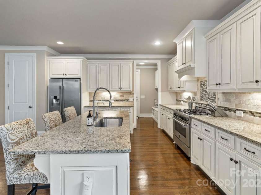 118 Tuscany Trail, Mooresville, NC 28117.  MLS# CAR4261198, YatesRealty ID 28170. 