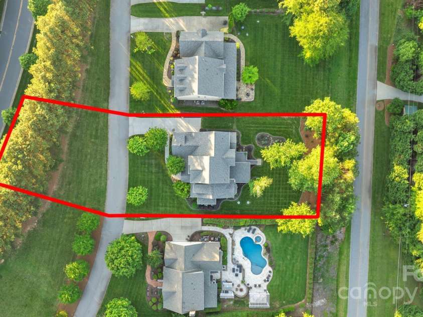 118 Tuscany Trail, Mooresville, NC 28117.  MLS# CAR4261198, YatesRealty ID 28170. 