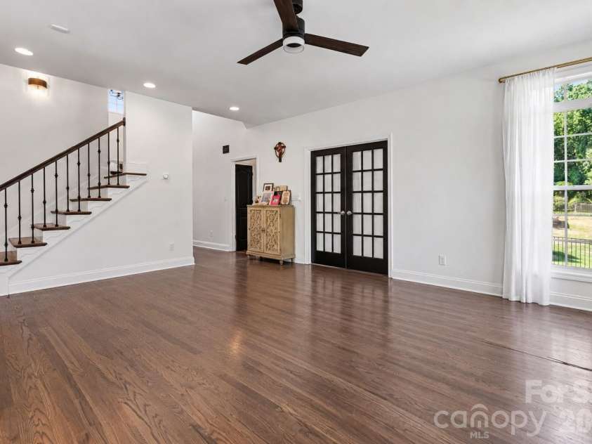 7233 Mcewen Place, Mint Hill, NC 28227.  MLS# CAR4372432, YatesRealty ID 28170. 