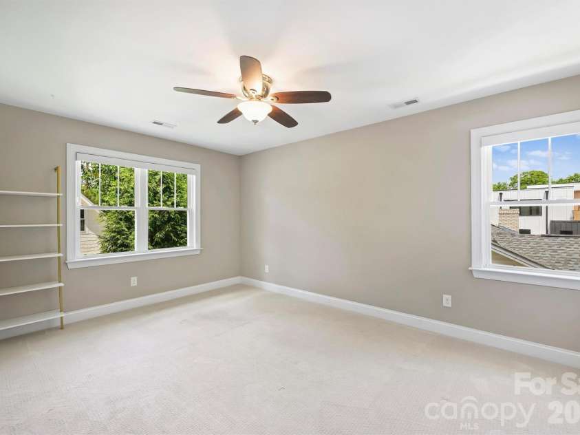 3039 Florida Avenue, Charlotte, NC 28205.  MLS# CAR4378723, YatesRealty ID 28172. 