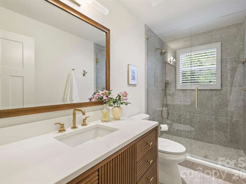 3039 Florida Avenue, Charlotte, NC 28205.  MLS# CAR4378723, YatesRealty ID 28172. 