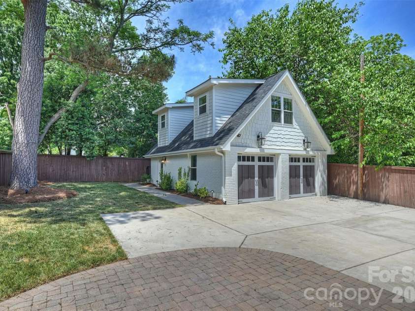 3039 Florida Avenue, Charlotte, NC 28205.  MLS# CAR4378723, YatesRealty ID 28172. 