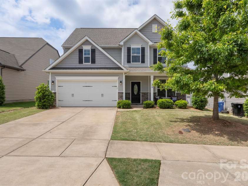 150 Suggs Mill Drive, Mooresville, NC 28115.  MLS# CAR4378151, YatesRealty ID 28173. 