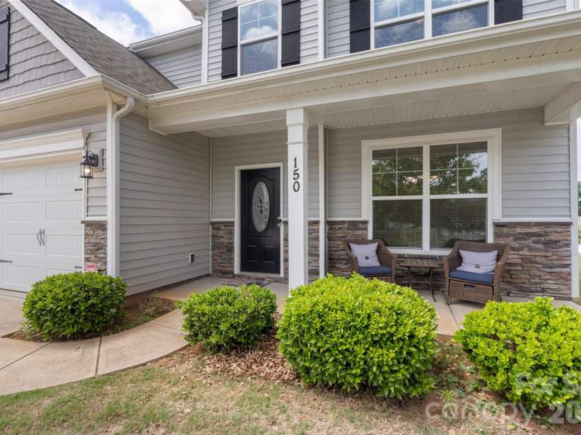 150 Suggs Mill Drive, Mooresville, NC 28115.  MLS# CAR4378151, YatesRealty ID 28173. 