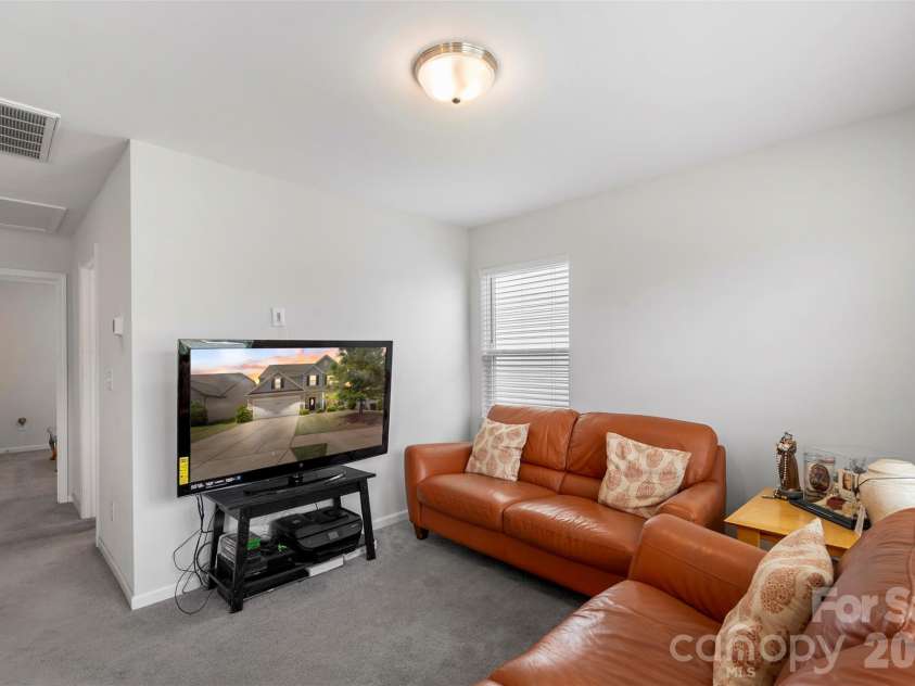 150 Suggs Mill Drive, Mooresville, NC 28115.  MLS# CAR4378151, YatesRealty ID 28173. 