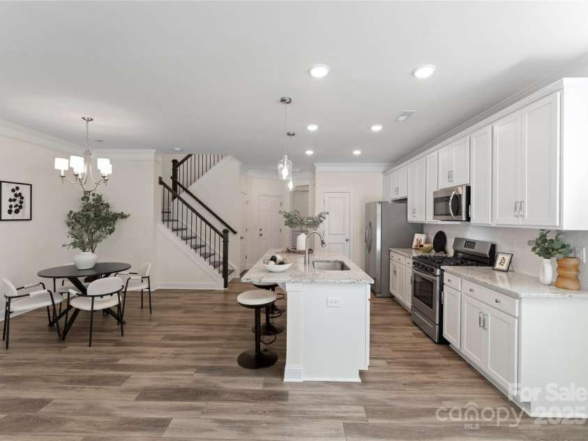 1022 Moffatt Lane, Matthews, NC 28105.  MLS# CAR4275398, YatesRealty ID 28175. 