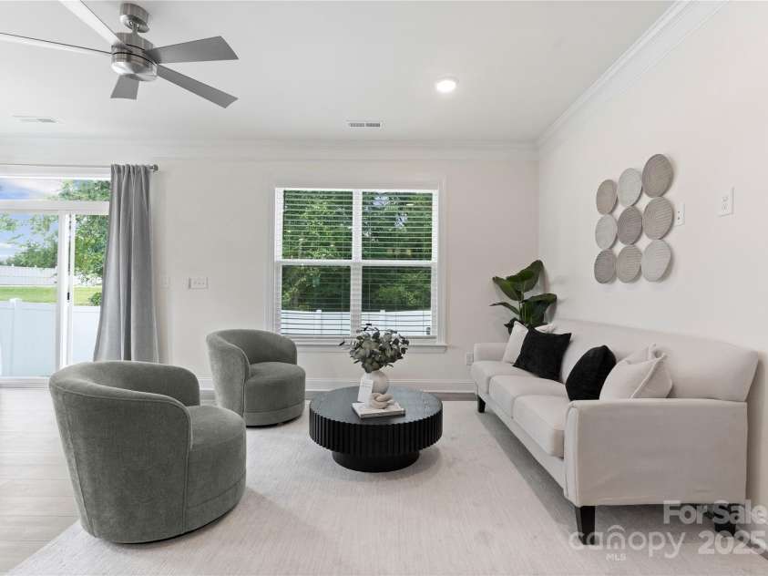 1022 Moffatt Lane, Matthews, NC 28105.  MLS# CAR4275398, YatesRealty ID 28175. 