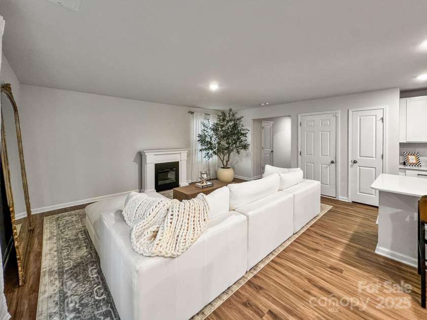 2807 Oldfield Drive, Monroe, NC 28110.  MLS# CAR4280813, YatesRealty ID 28176. Great Room