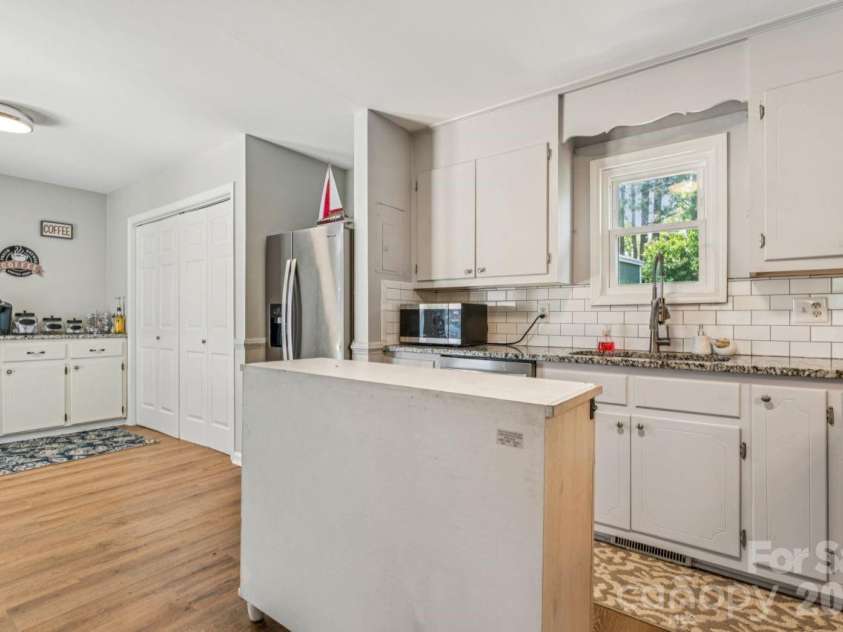 49571 Blackberry Road, Norwood, NC 28128.  MLS# CAR4380046, YatesRealty ID 28176. Kitchen