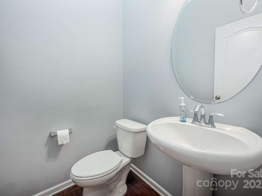 106 Clarendon Street, Mooresville, NC 28117.  MLS# CAR4304734, YatesRealty ID 28177. 