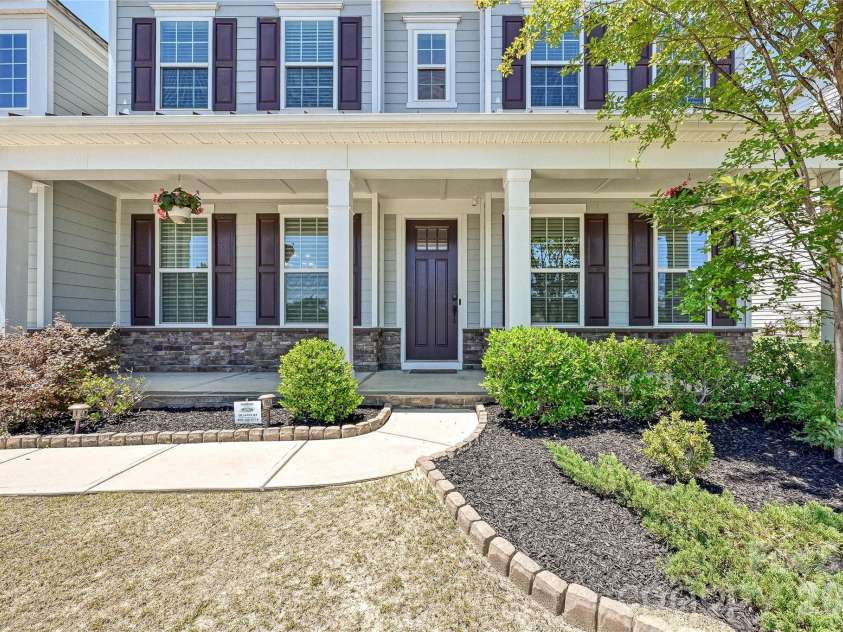 17306 Saranita Lane, Charlotte, NC 28278.  MLS# CAR4381887, YatesRealty ID 28179. 