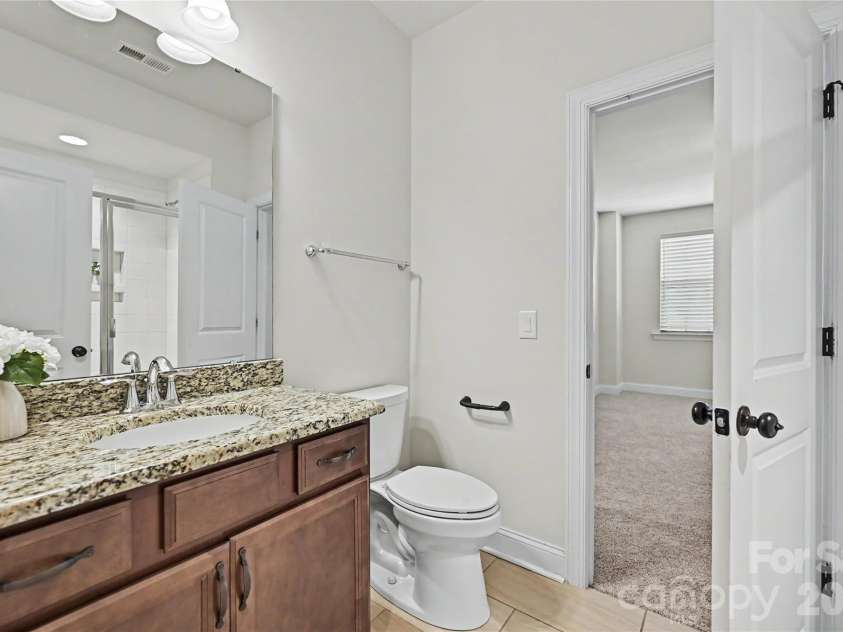 17306 Saranita Lane, Charlotte, NC 28278.  MLS# CAR4381887, YatesRealty ID 28179. 
