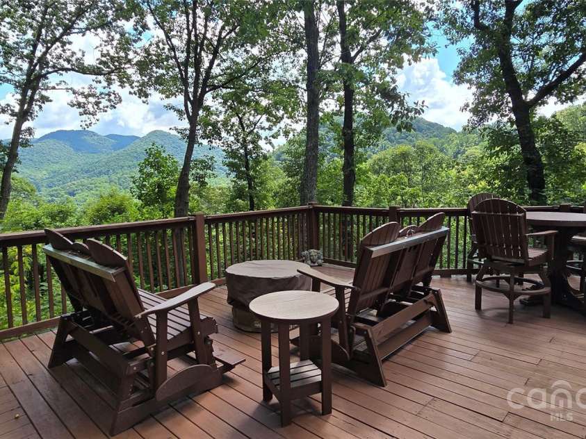 607 Rocky Top Trail, Barnardsville, NC 28709.  MLS# CAR4297170, YatesRealty ID 2818. 