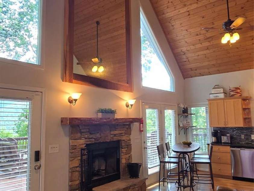 607 Rocky Top Trail, Barnardsville, NC 28709.  MLS# CAR4297170, YatesRealty ID 2818. 