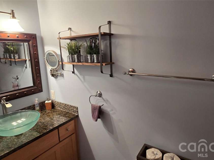 607 Rocky Top Trail, Barnardsville, NC 28709.  MLS# CAR4297170, YatesRealty ID 2818. 