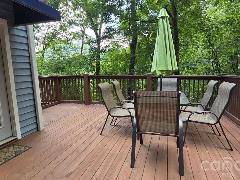 607 Rocky Top Trail, Barnardsville, NC 28709.  MLS# CAR4297170, YatesRealty ID 2818. 