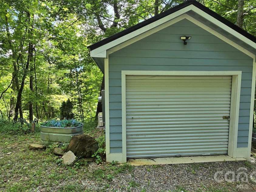 607 Rocky Top Trail, Barnardsville, NC 28709.  MLS# CAR4297170, YatesRealty ID 2818. 