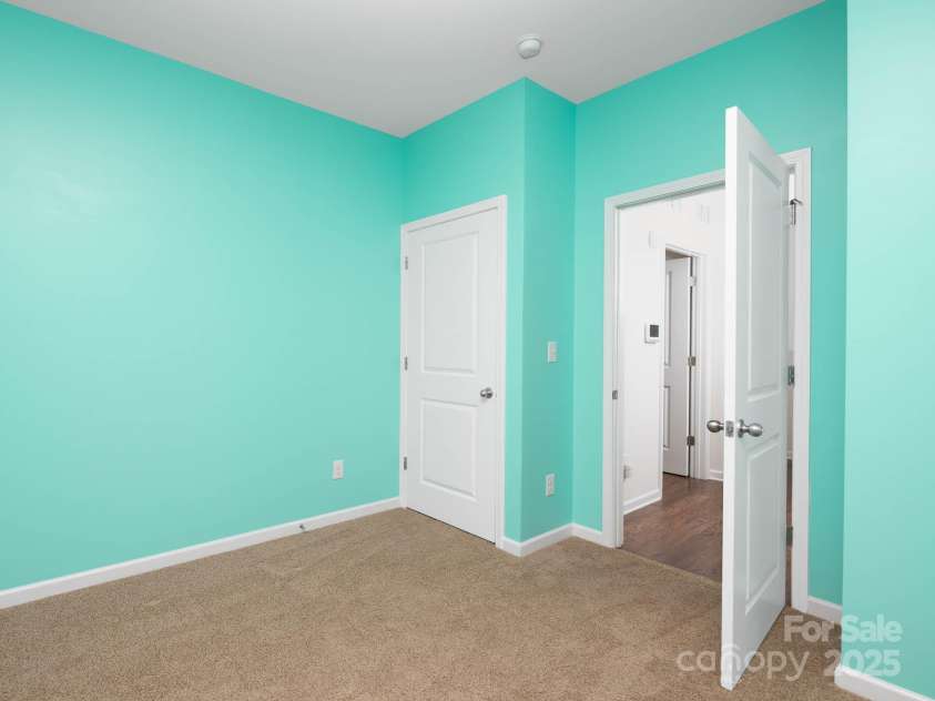 170 Atwater Landing Drive, Mooresville, NC 28117.  MLS# CAR4321986, YatesRealty ID 28180. 