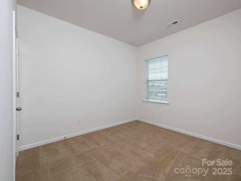 170 Atwater Landing Drive, Mooresville, NC 28117.  MLS# CAR4321986, YatesRealty ID 28180. 