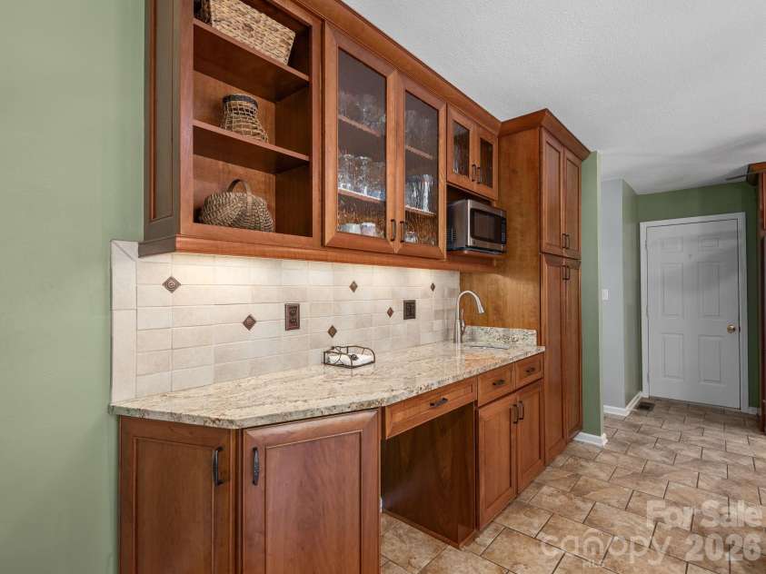 3942 Laurel Park Highway, Laurel Park, NC 28739.  MLS# CAR4382125, YatesRealty ID 28181. 