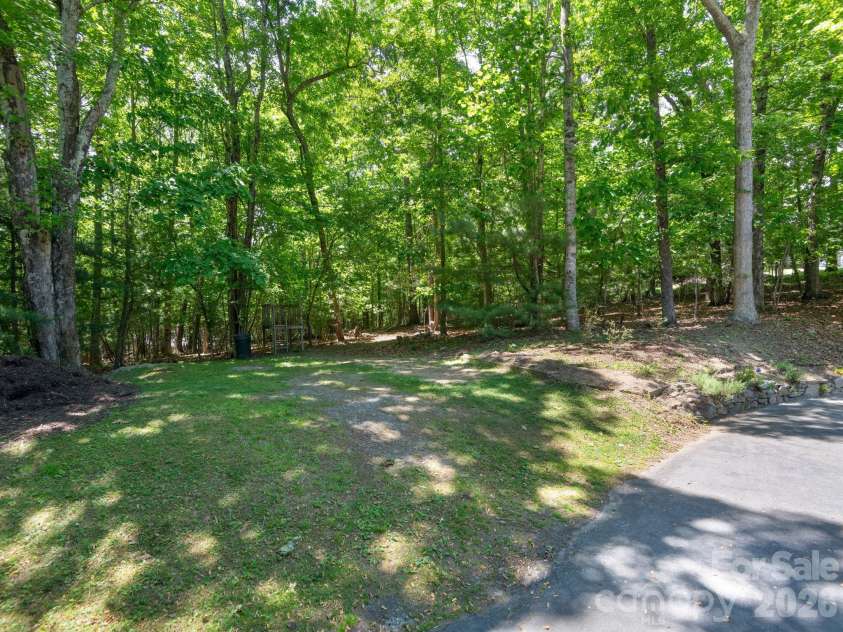 3942 Laurel Park Highway, Laurel Park, NC 28739.  MLS# CAR4382125, YatesRealty ID 28181. 