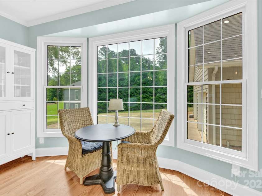 832 Kemp Road, Mooresville, NC 28117.  MLS# CAR4264266, YatesRealty ID 28181. Eating area in kitchen.